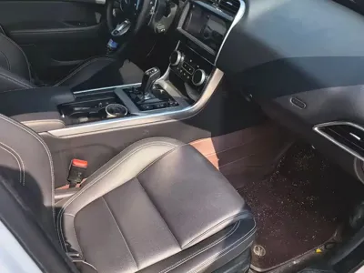 Jaguar XEL 2020, 70000 км, за 11775.22 USD - фото 6