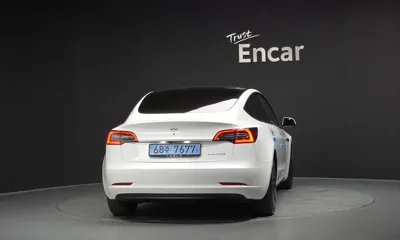 Tesla Model 3 2022, 51678 км, за 25937.71 USD