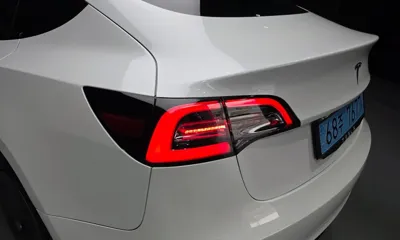 Tesla Model 3 2022, 51678 км, за 25937.71 USD - фото 23