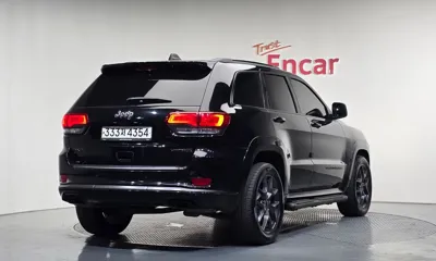 Jeep Cherokee 2019, 140893 км, за 10576.42 USD