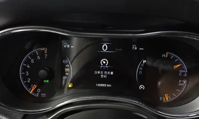 Jeep Cherokee 2019, 140893 км, за 10576.42 USD - фото 8