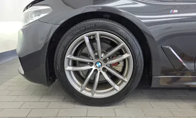 BMW 5-Series 2019, 120722 км, за 17001.44 USD