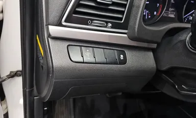 Hyundai Avante 2016, 145368 км, за 5054.48 USD - фото 16