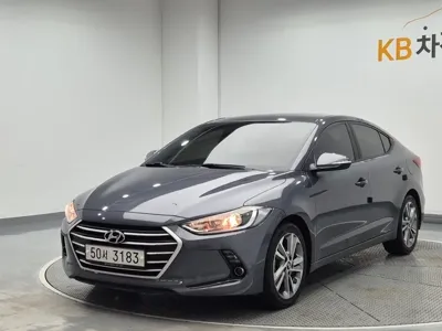 Hyundai Avante · 2018 год