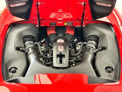 Ferrari F8 2021, 11000 км, за 247557.13 USD