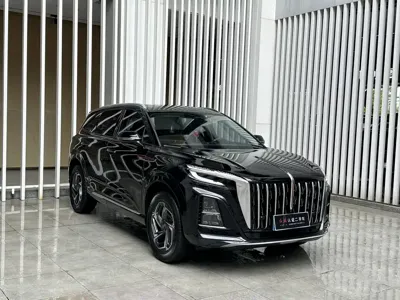 Hongqi Hongqi HS3 2024, 10000 км, за 11708.78 USD