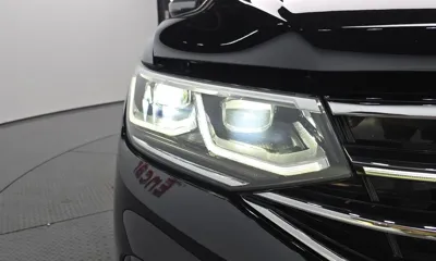 Volkswagen Tiguan 2023, 32018 км, за 19627.15 USD - фото 22