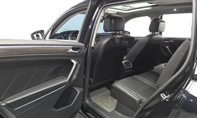 Volkswagen Tiguan 2023, 32018 км, за 19627.15 USD - фото 26
