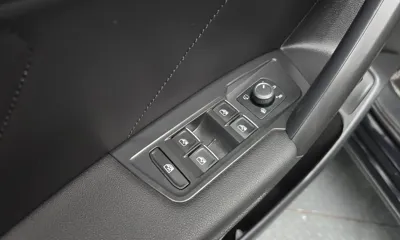 Volkswagen Tiguan 2023, 32018 км, за 19627.15 USD - фото 28