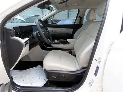 Hyundai Tucson 2024, 32690 км, за 16870.16 USD