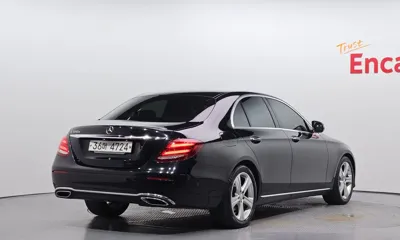 Mercedes-Benz E-Class 2017, 135781 км, за 11684.39 USD