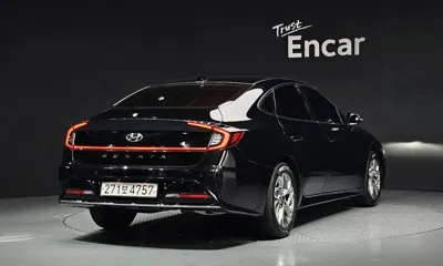 Hyundai Sonata 2023, 36711 км, за 18688.54 USD
