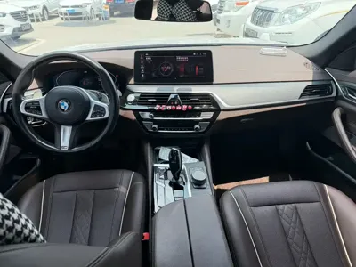 BMW 5 Series 2021, 70000 км, за 27003.32 USD - фото 6