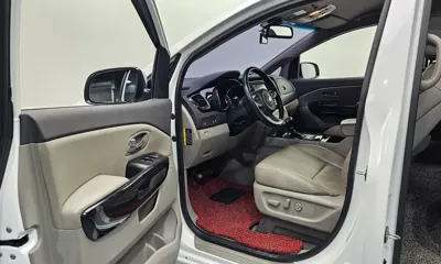 Kia Canival 2016, 179003 км, за 5665.17 USD - фото 10