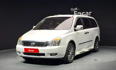 Kia Canival · 2013 год