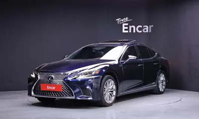Lexus LS · 2019 год