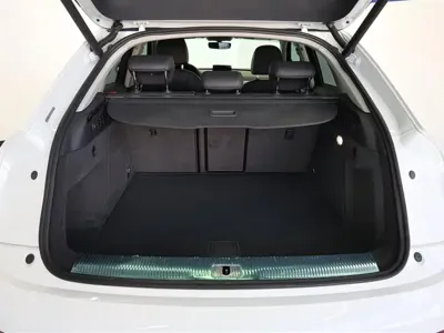Audi Q3 2018, 58300 км, за 10152.07 USD