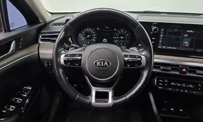 Kia K5 2020, 61105 км, за 12487.61 USD - фото 13