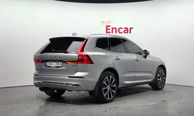 Volvo XC60 2023, 42501 км, за 27241.7 USD