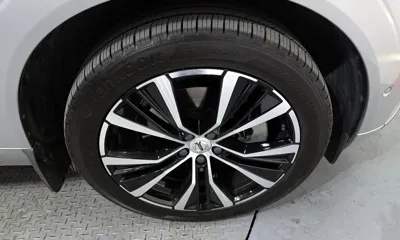 Volvo XC60 2023, 42501 км, за 27241.7 USD