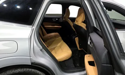 Volvo XC60 2023, 42501 км, за 27241.7 USD - фото 13