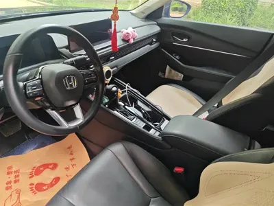 Honda Accord 2023, 39000 км, за 16774.25 USD - фото 12