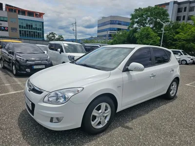Hyundai i30 · 2010 год