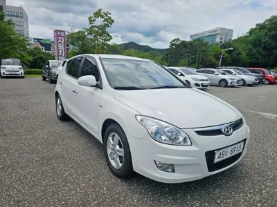 Hyundai i30 2010, 65379 км, за 3192.18 USD