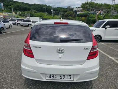 Hyundai i30 2010, 65379 км, за 3192.18 USD