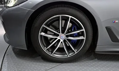 BMW 5-Series 2023, 59854 км, за 24325.77 USD