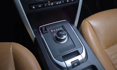 Land Rover Discovery Sport 2019, 161474 км, за 7351.98 USD - фото 9