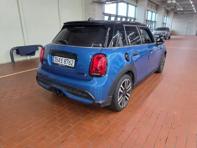 MINI Cooper 2024, 7301 км, за 19502.04 USD