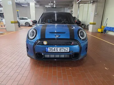 MINI Cooper 2024, 7301 км, за 19502.04 USD