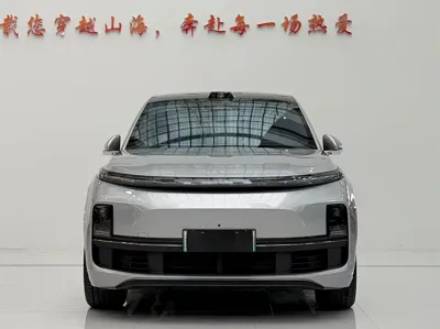 Li Auto Li L8 2023, 21000 км, за 28802.57 USD