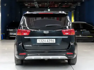 Kia Canival 2019, 119853 км, за 7085.74 USD