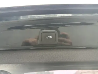 Roewe RX8 2018, 75000 км, за 7348.45 USD - фото 10