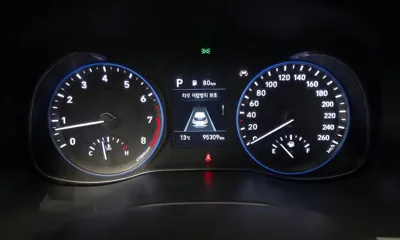 Hyundai Kona 2020, 95309 км, за 7814.56 USD - фото 8