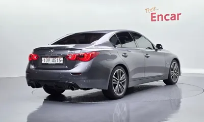 Infiniti Q50 2017, 27097 км, за 12026.26 USD