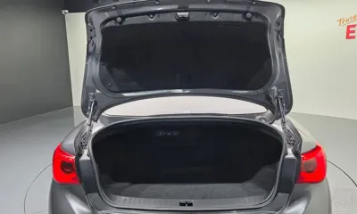 Infiniti Q50 2017, 27097 км, за 12026.26 USD - фото 32