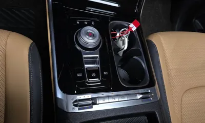 Kia Canival 2023, 22681 км, за 21712.27 USD - фото 9