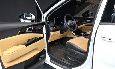 Kia Canival 2023, 22681 км, за 21712.27 USD - фото 10