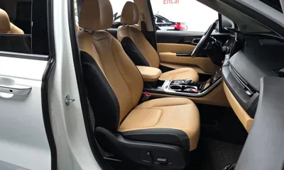 Kia Canival 2023, 22681 км, за 21712.27 USD - фото 11