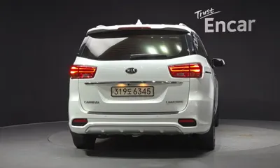 Kia Canival 2019, 184053 км, за 6892.48 USD