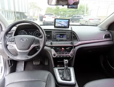 Hyundai Avante 2016, 85529 км, за 5645.27 USD - фото 7