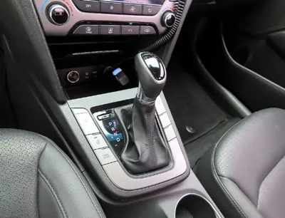 Hyundai Avante 2016, 85529 км, за 5645.27 USD - фото 9