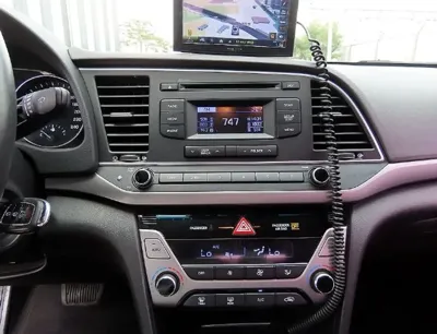 Hyundai Avante 2016, 85529 км, за 5645.27 USD - фото 12