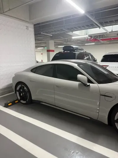 Porsche Taycan 2024, 10000 км, за 147984.57 USD