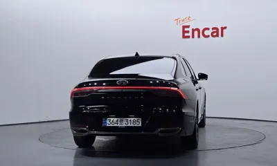 Hyundai Grandeur 2023, 44878 км, за 18167.6 USD
