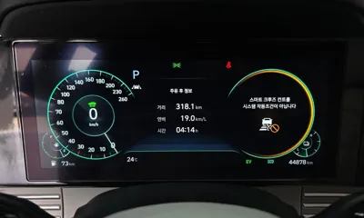 Hyundai Grandeur 2023, 44878 км, за 18149.9 USD - фото 8