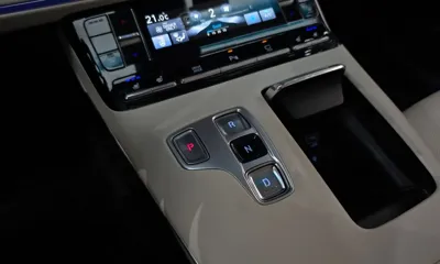 Hyundai Grandeur 2023, 44878 км, за 18149.9 USD - фото 9